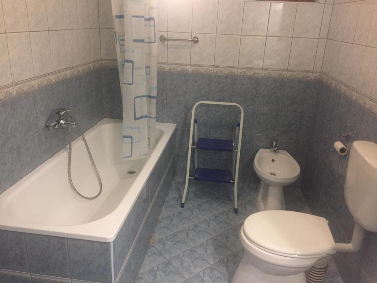 Apartments Yowan Хевіз Екстер'єр фото