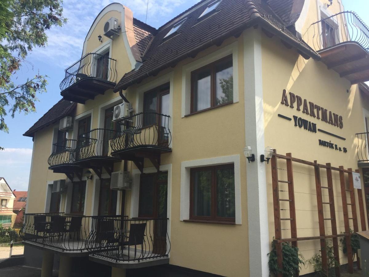 Apartments Yowan Хевіз Екстер'єр фото