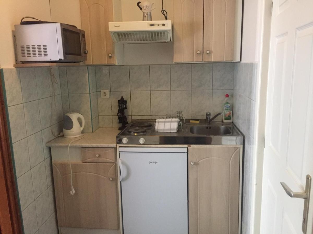 Apartments Yowan Хевіз Екстер'єр фото