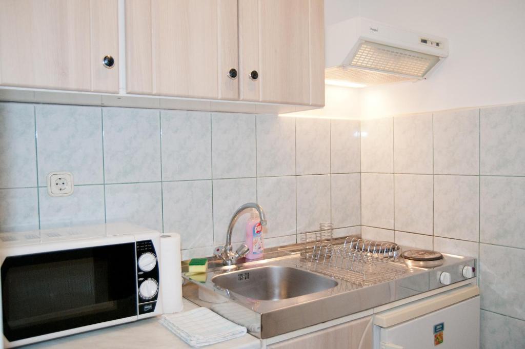 Apartments Yowan Хевіз Екстер'єр фото